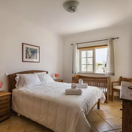 Tucan Great 4 Bedroom House Heated Pool Short Walk To Porto Do Mos * Lagos